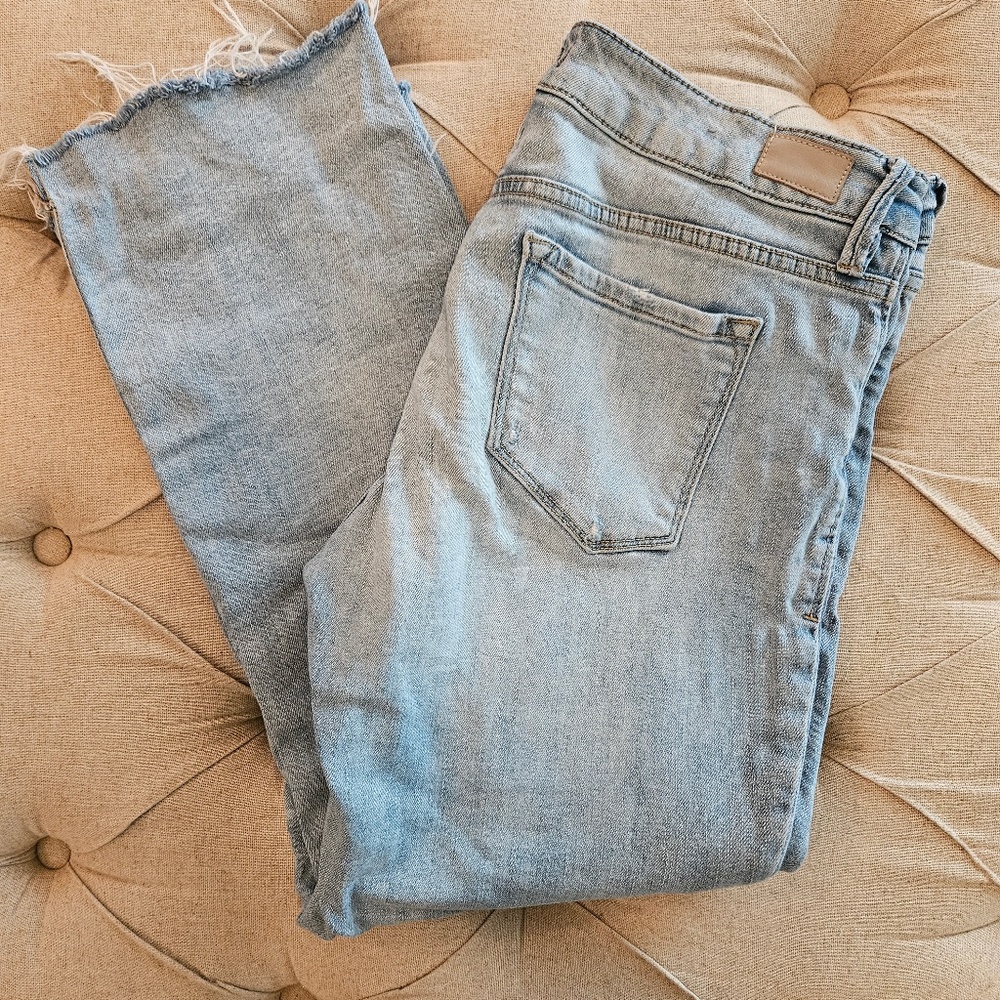 Gently preowned Dear John Womens Jeans.